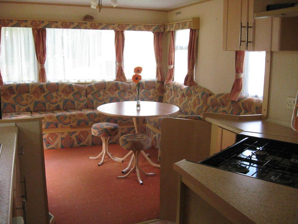 Cosy Caravan At Blackmoor Farm Ludchurch Luaran gambar